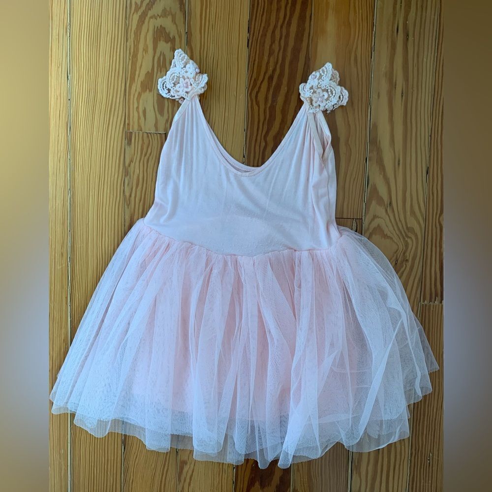 Matching Dresses   - Picture 2 of 8